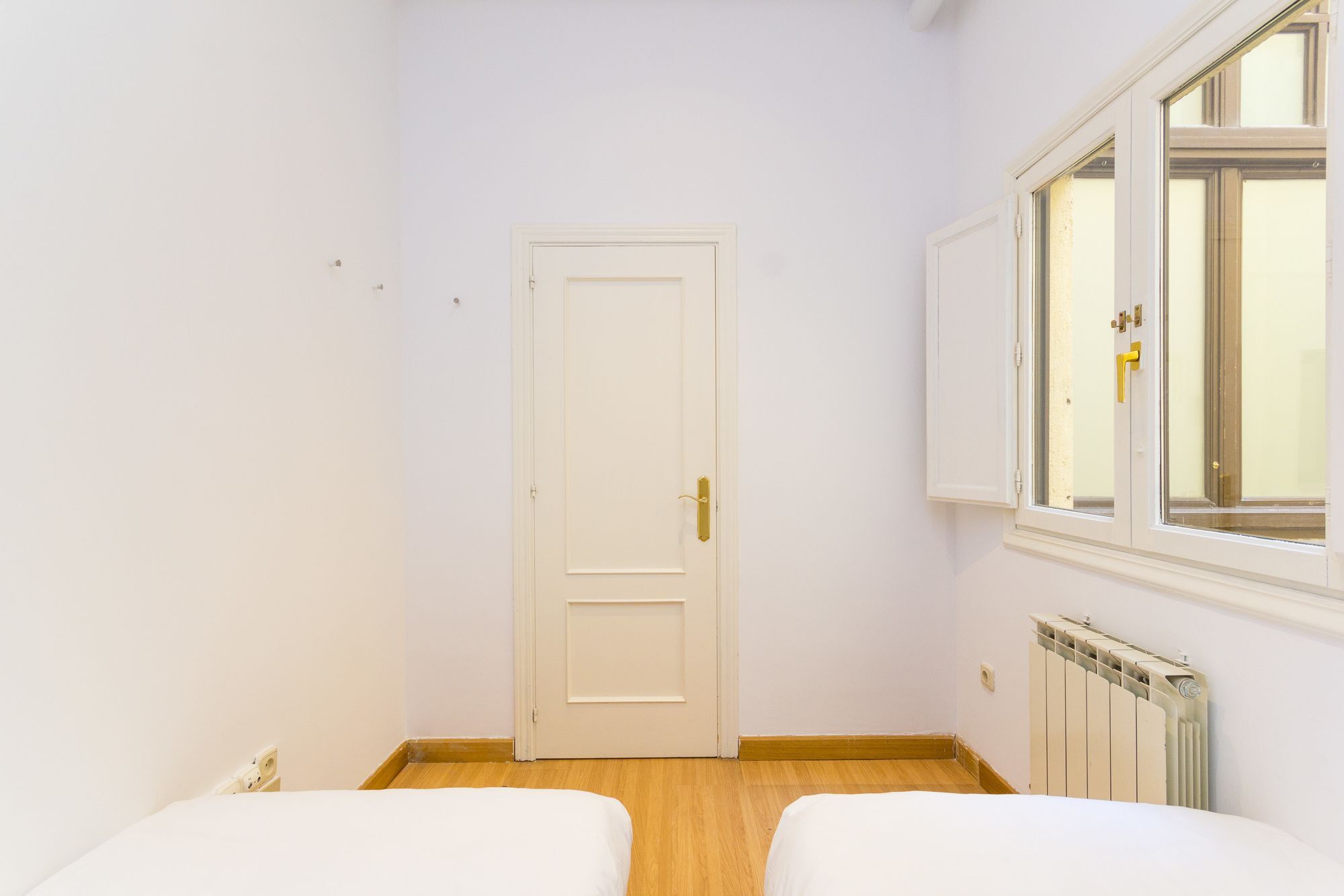 Apartamentos Mlr San Gines Madrid Bagian luar foto