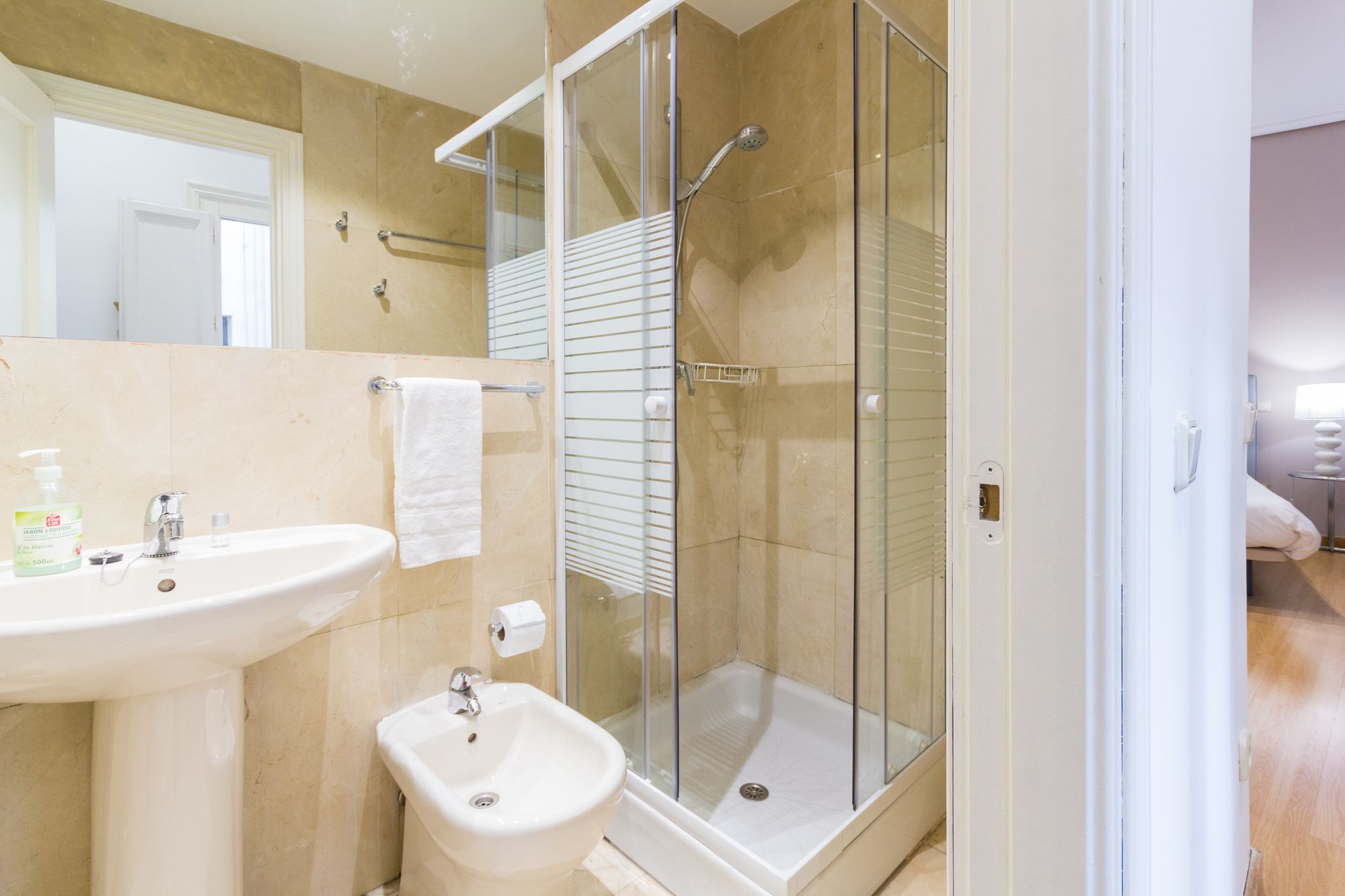 Apartamentos Mlr San Gines Madrid Bagian luar foto