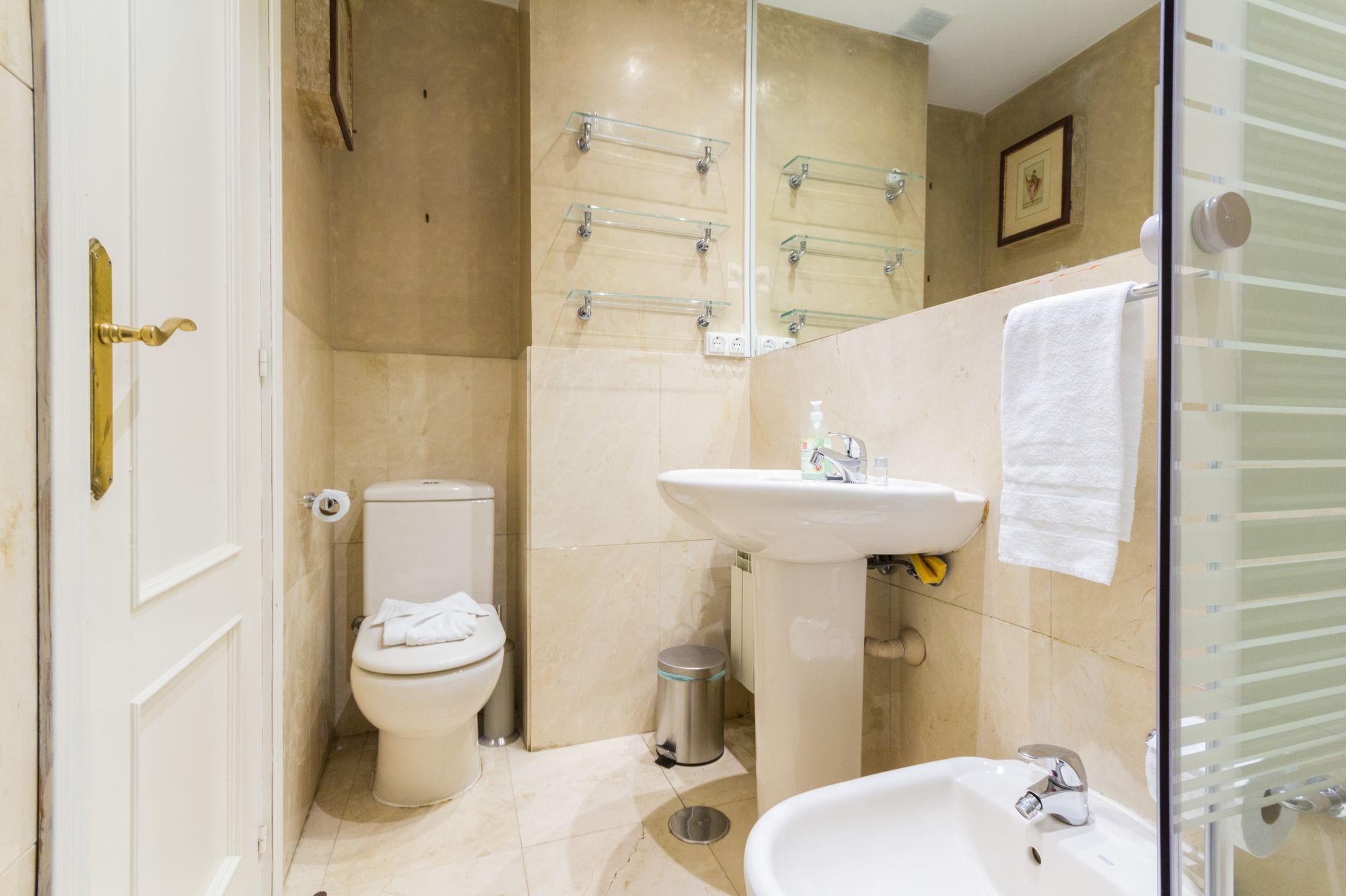 Apartamentos Mlr San Gines Madrid Bagian luar foto